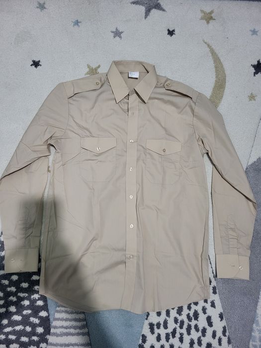 Cămașă bej cu mânecă lungă