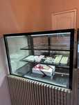 Vitrina prajituri ggm gastro stare excelenta