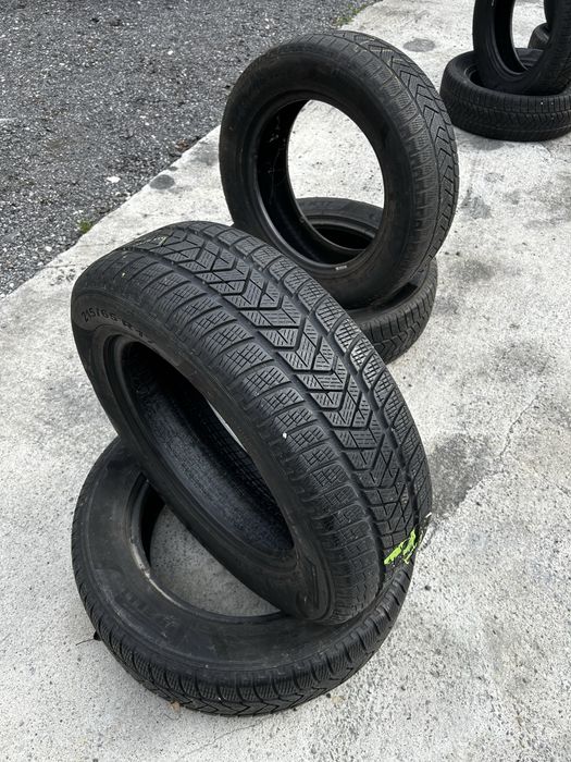 4бр Гуми зимни Pirelli 215/65R17