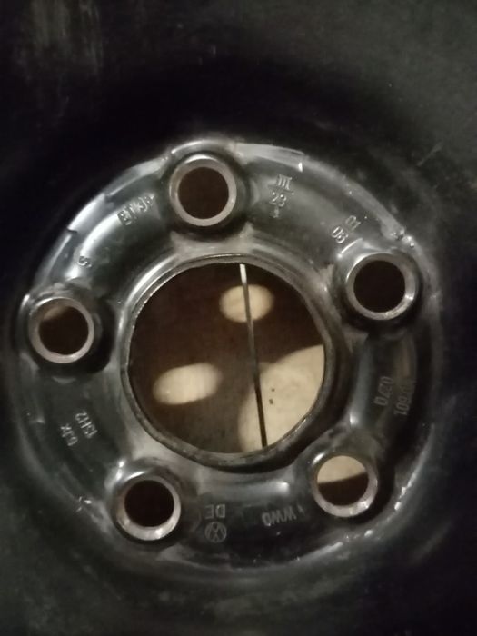 Vând 4 genti vw pasat