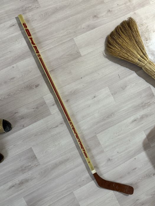 Хоккейная клюшка,клюшка для хоккейя