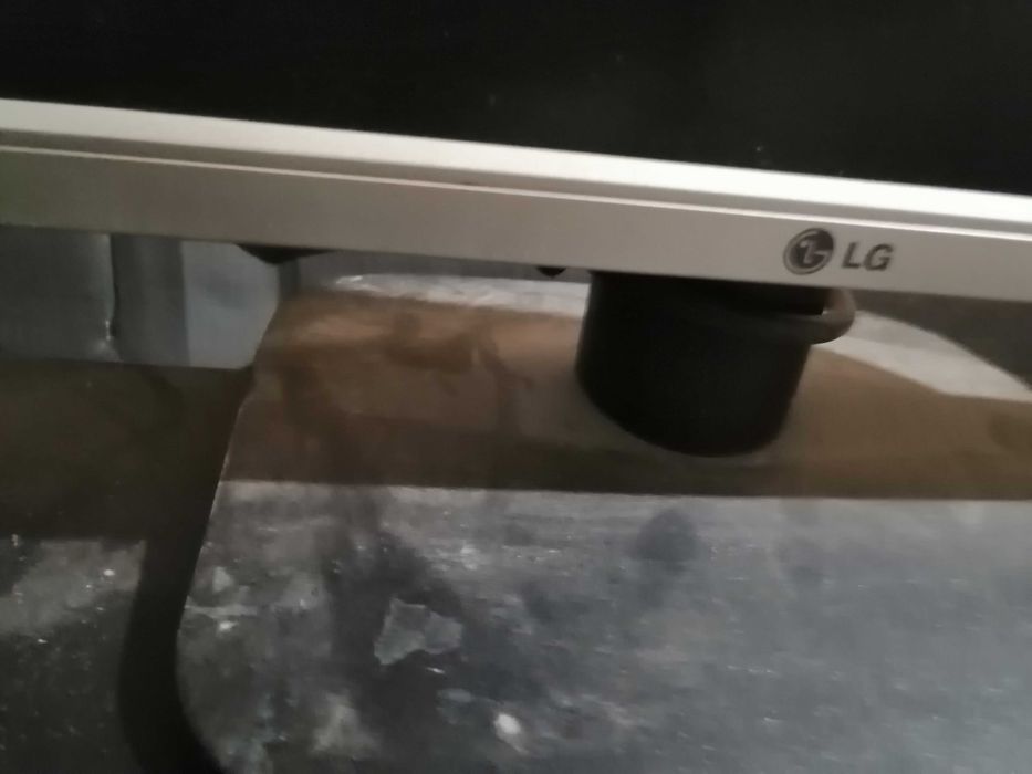 Продавам компютър