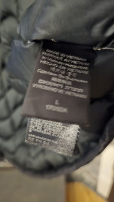 Marmot пухено  яке .