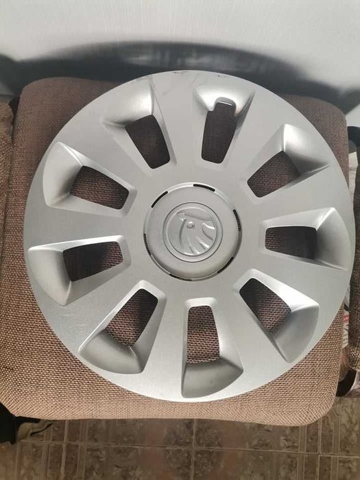 Skoda тас оригинален