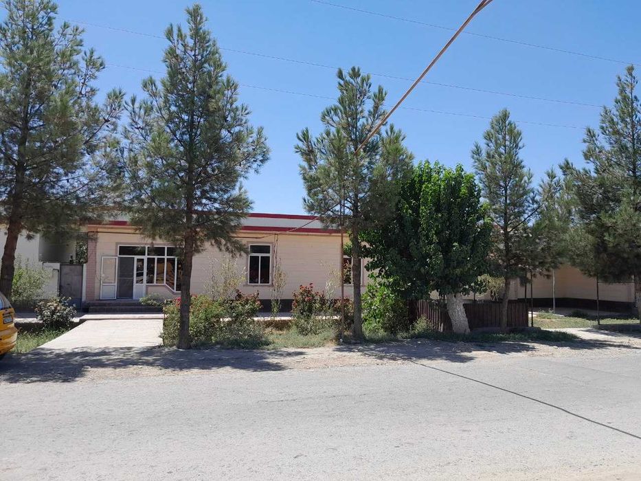 Tayyor bino sotiladi.