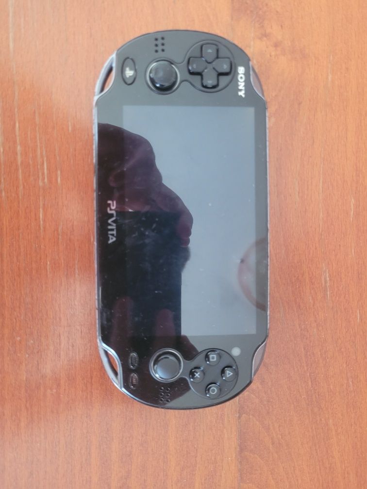 Ps Vita modat + carcasa