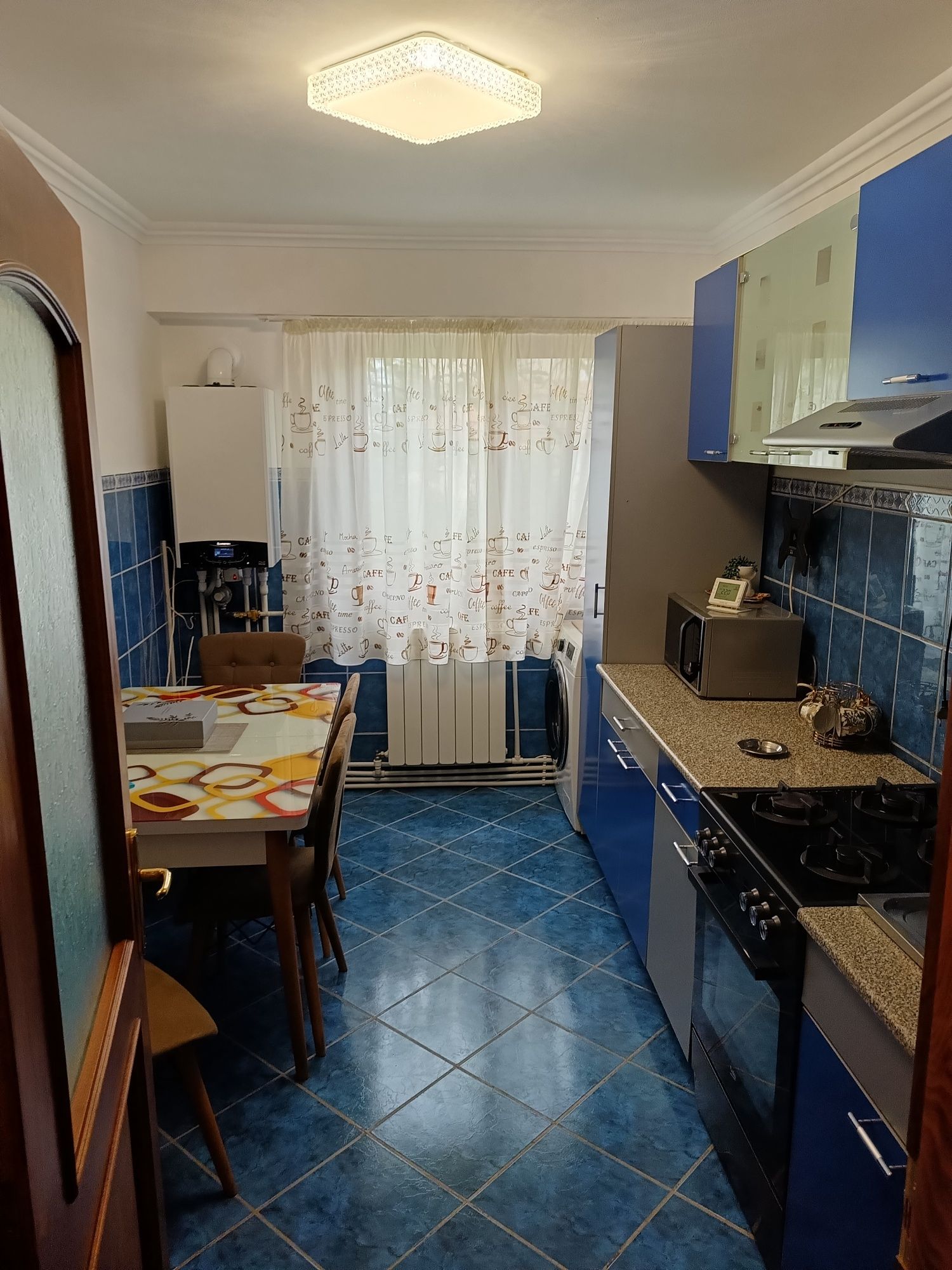 vând apartament confort 1