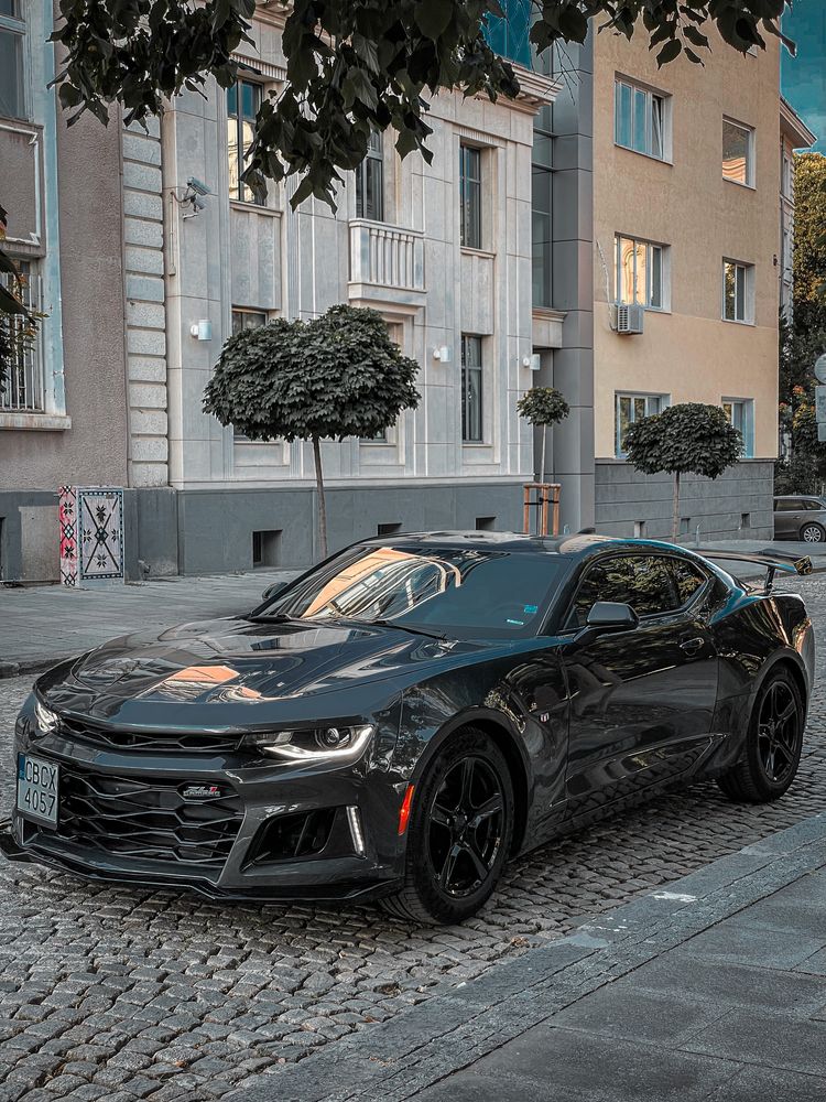 Chevrolet Camaro - кола под наем