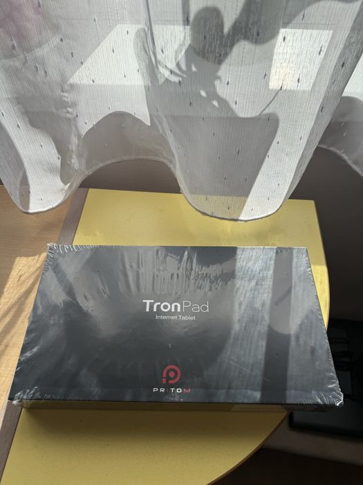 Чисто нов таблет