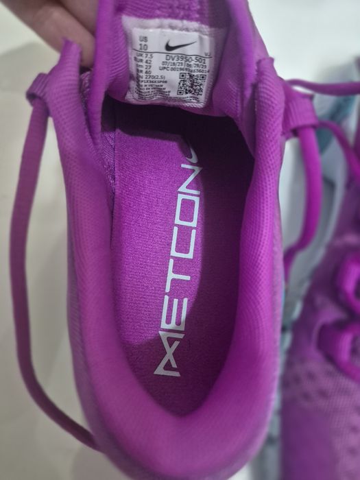 Adidasi nike metxon  42