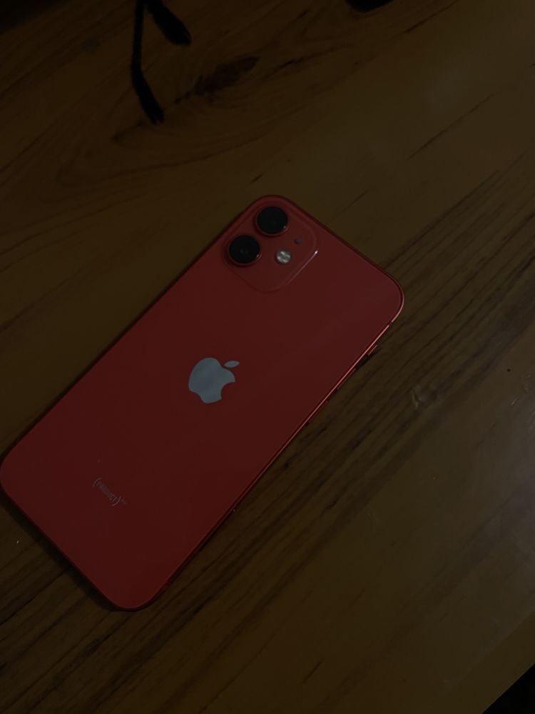 iPhone 12 mini red