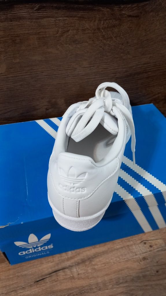 adidas superstar  36 и 2/3,
