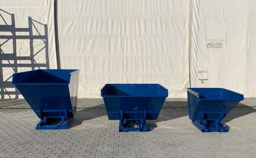 Container autobasculant pt. stivuitor