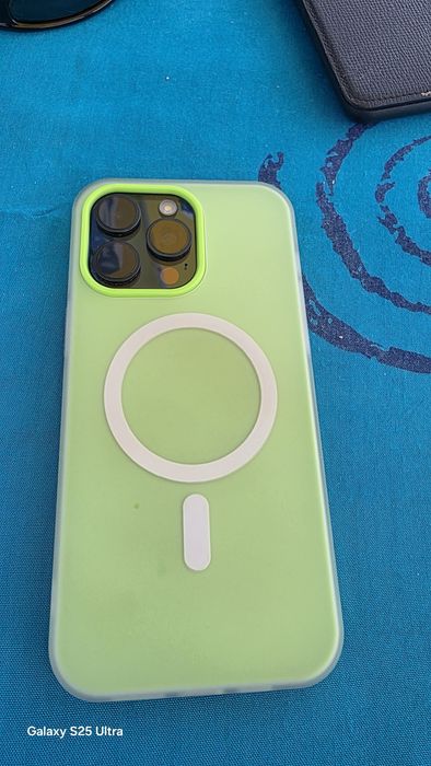 Vand iphone 15 pro max,256gb,varianta rara cu dual sim fizic.