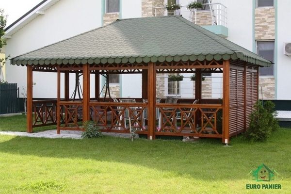Executăm foisor din lemn terase
