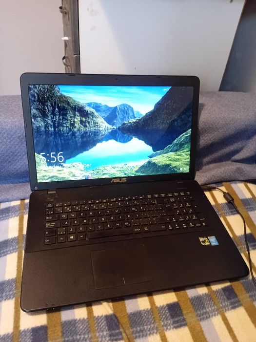 Ноутбук Asus core i7. 1tb 12 озу