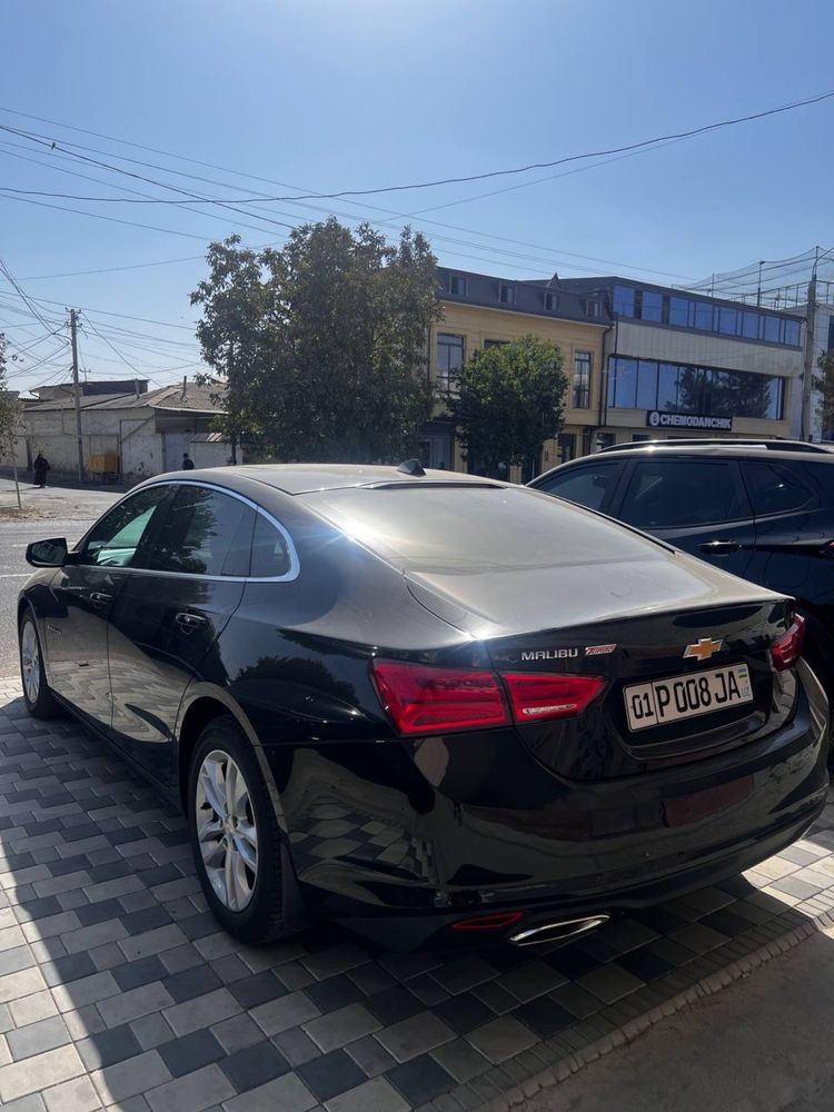 Malibu 2.4 sotiladi