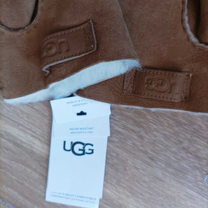 UGG нови ръкавици