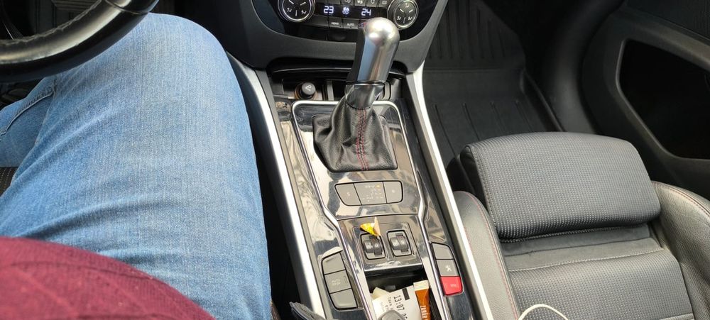 Vând Peugeot 508