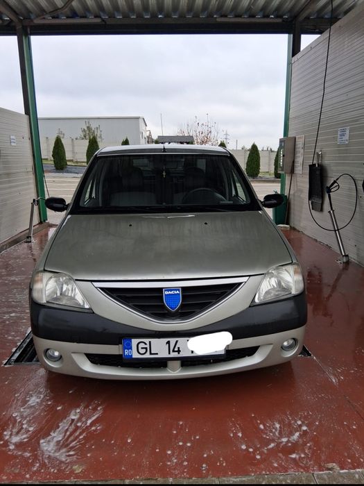 Vând Dacia Logan 1,6