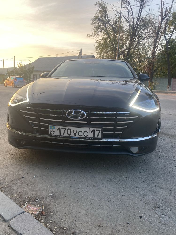 Hyundai Sonata DN8