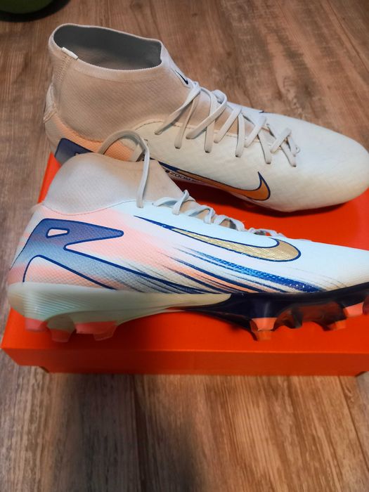 Футболни бутонки NIKE ZM SUPERFLY 10 ACAD MDS FG/MG - размер 42