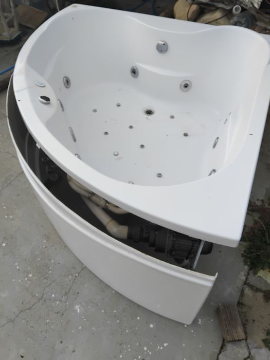 Джакузи, хидромасажна вана