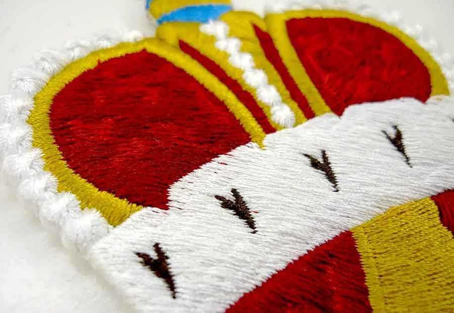 Вышивка, нашивка, услуги вышивки на одежде, лого вышивкой vishifka.