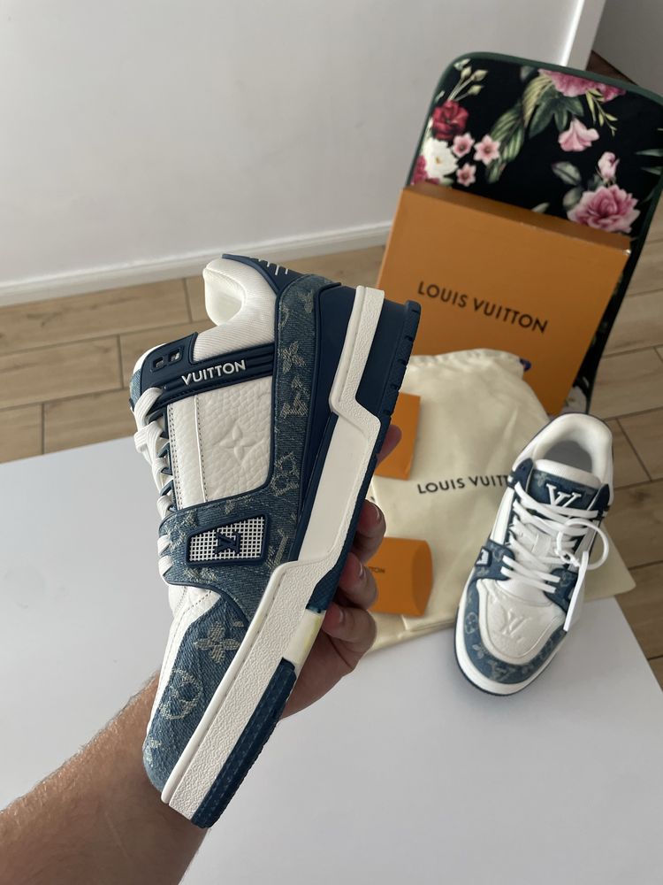 Adidasi LV Trainer Blue