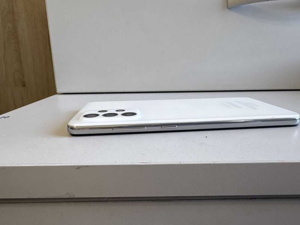 Samsung a52 white