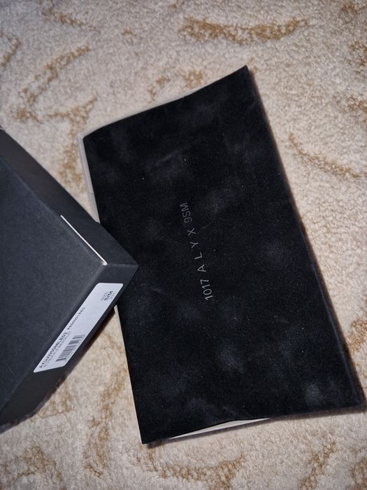 1017 ALYX 9SM Big Buckle bracelet