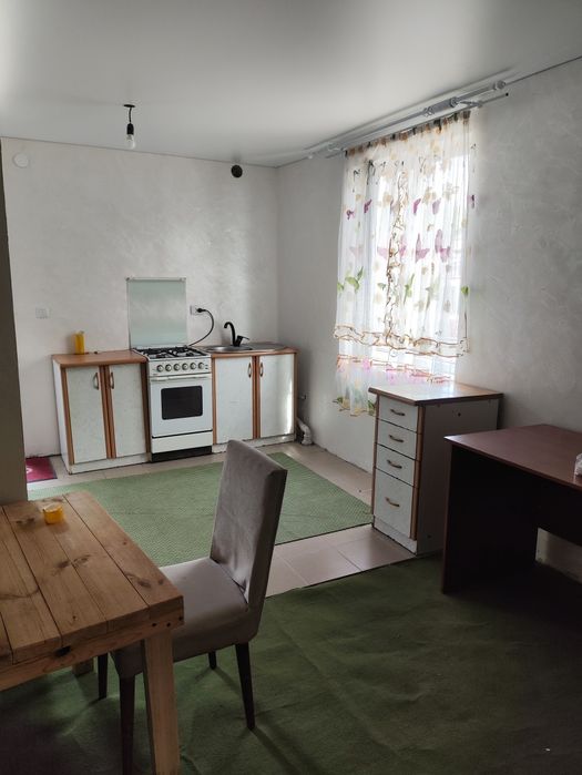 Сдам времянку квартира в аренду с отдельным двором