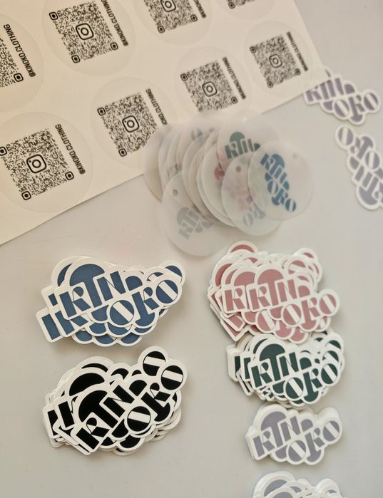 Печат и рязане по контур на стикери