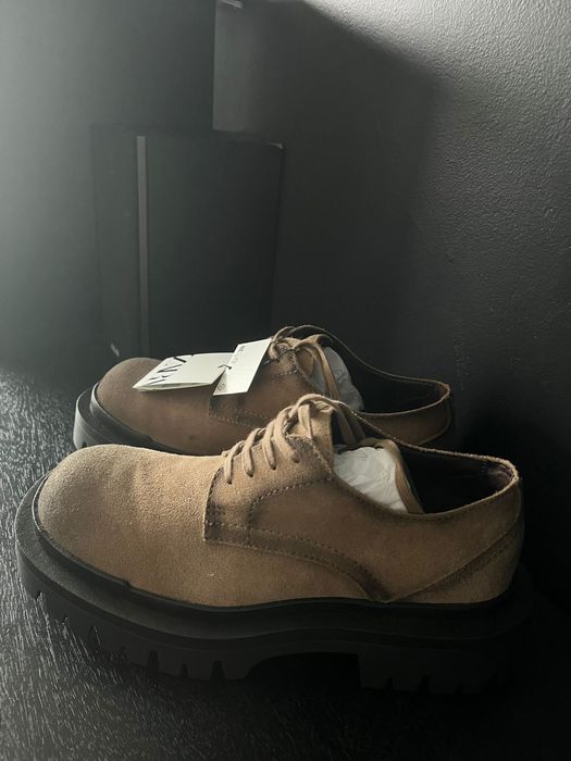 Pantofi piele ZARA nou nouți