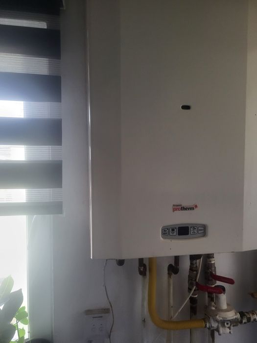Vând centrala protherm 24kw