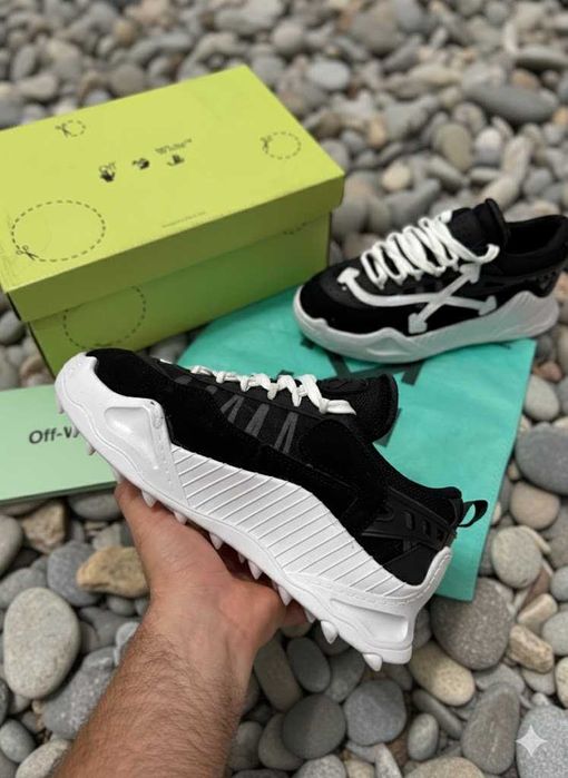 OFF White Odsy 1000 Negru Alb - Full Box