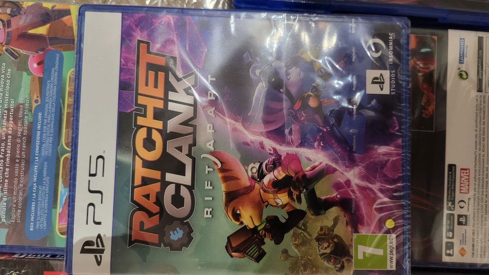 Spider-Man Miles Morales PS4 PS5 Ratchet and Clank rift aPart