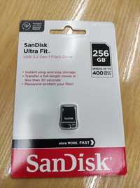Флешка SanDisk USB 3.1, 256ГБ, скорость чтения до 130 МБ/с