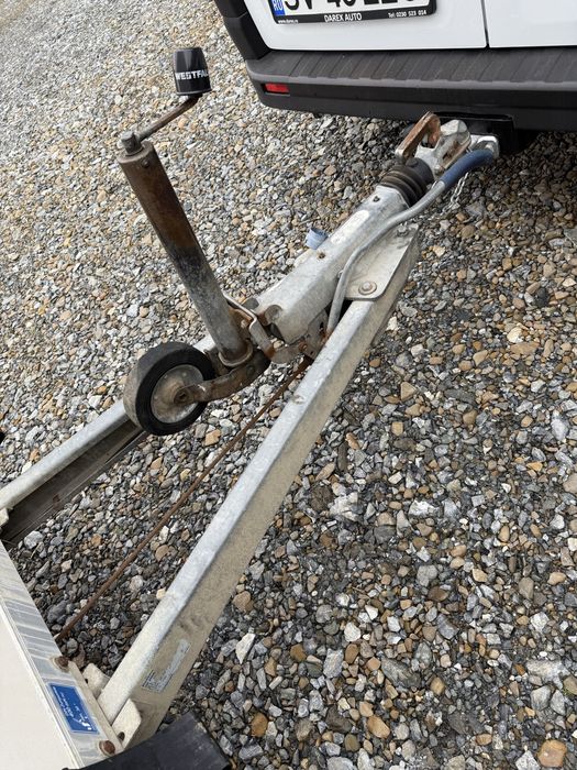 Remorca inchisa/carosata/izoterma/cub