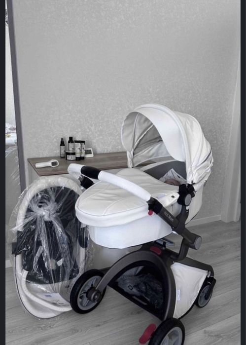 Продам коляску hot mom