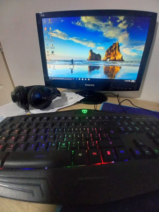 PC cu Monitor complet