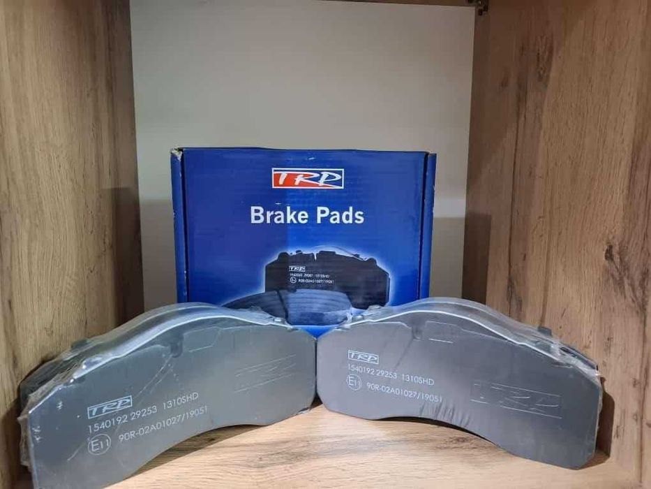 Автозапчасти для Евро фур и грузовых машин.