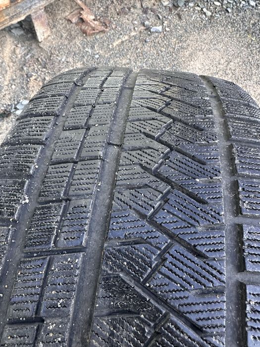 Зимна гума 1 бр 255/35/20