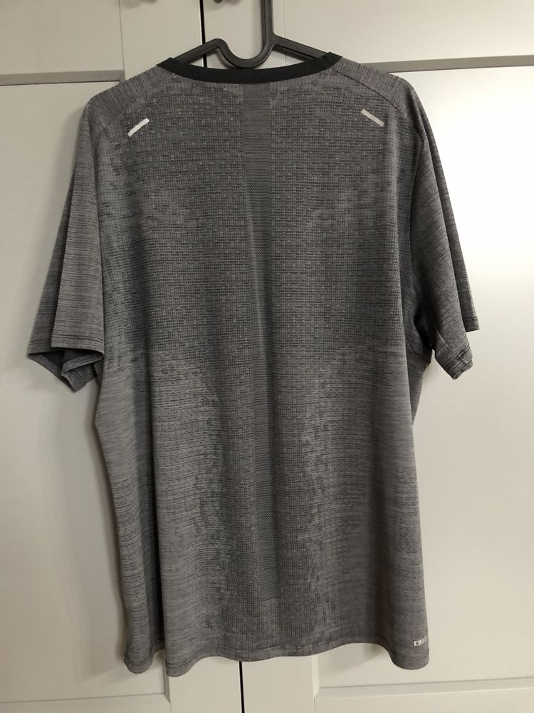 Nike - Tricou cu tehnologie Dri-FIT ADV Techknit Ultra, Gri