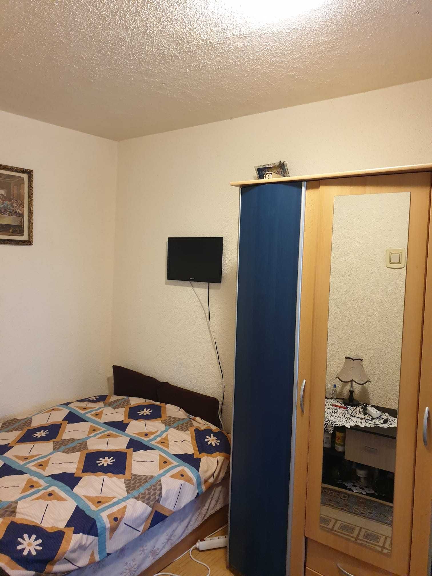 Inchiriez apartament 2 camere Nedecomandat\Ploiesti Vest\Aurora\