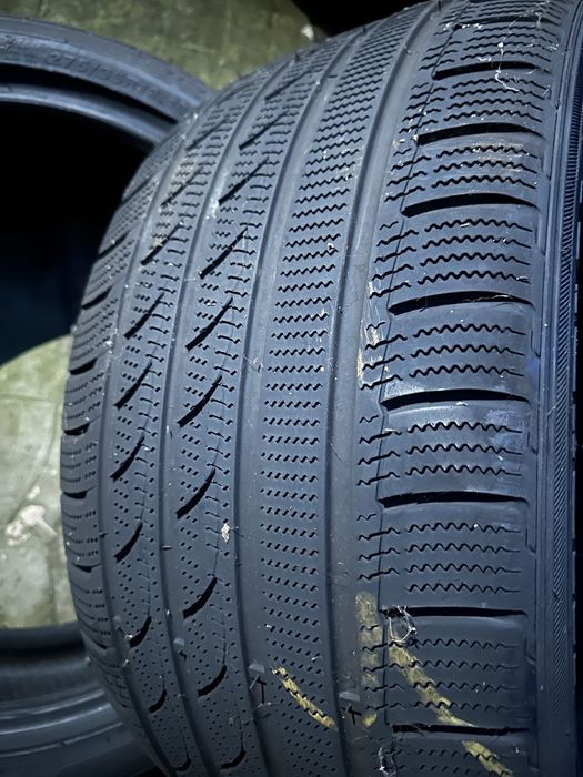 Cauciucuri 275 35 19