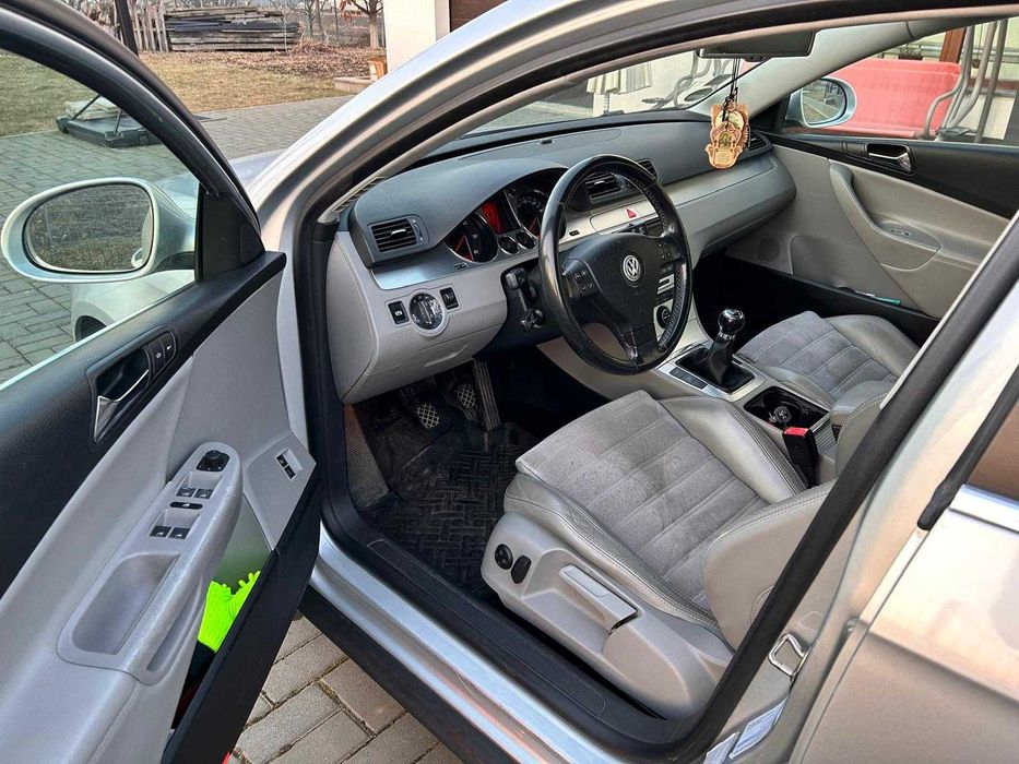 Volkswagen Passat Variant 2.0 TDI an 2006 Highline 254900 km