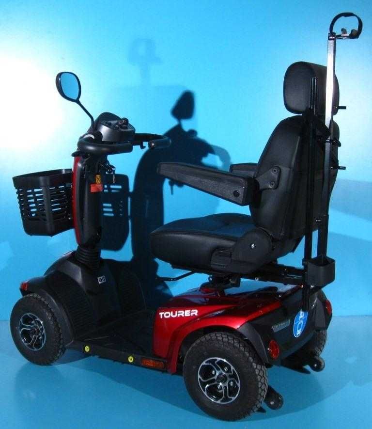 Scuter electric batrani/ handicap Drive Tourer