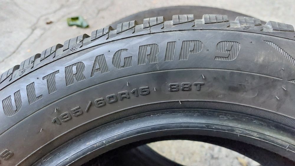 Зимни гуми 195/60/15 Goodyear Ultragrip 9 2 броя