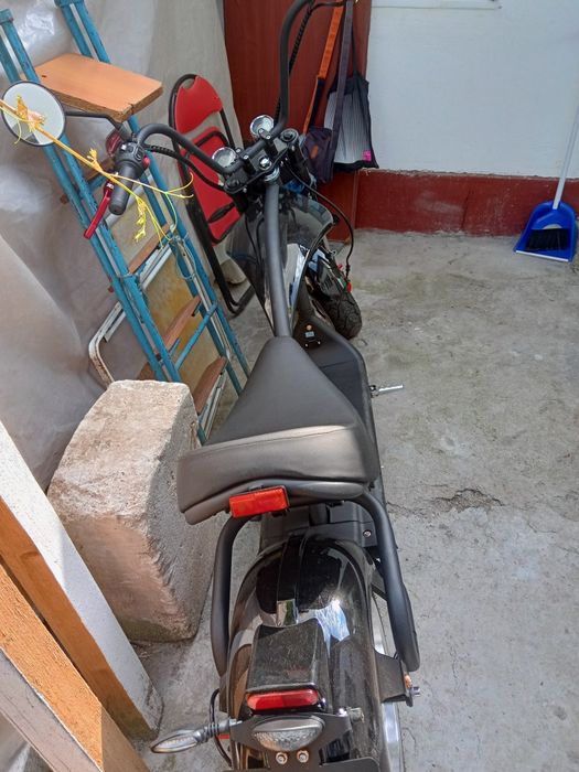 Scuter nou Electric